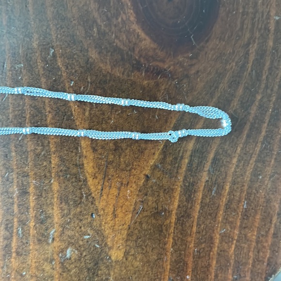 Maren Elena necklace - Picture 3 of 3